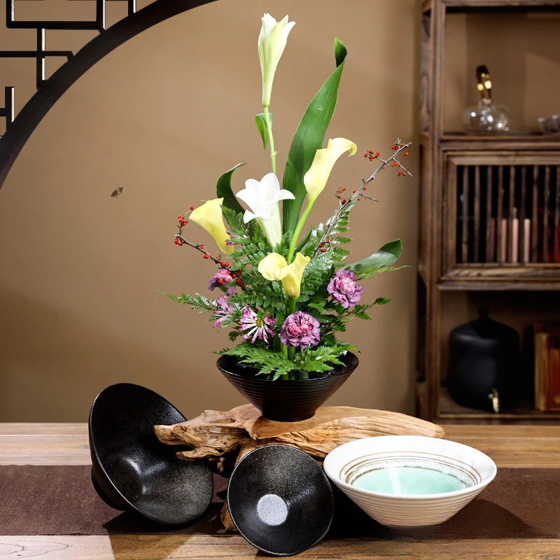 مزهرية الضفدع اليابانية باقة ا - مراجعة Ikebana Vase Kenzan وسعره