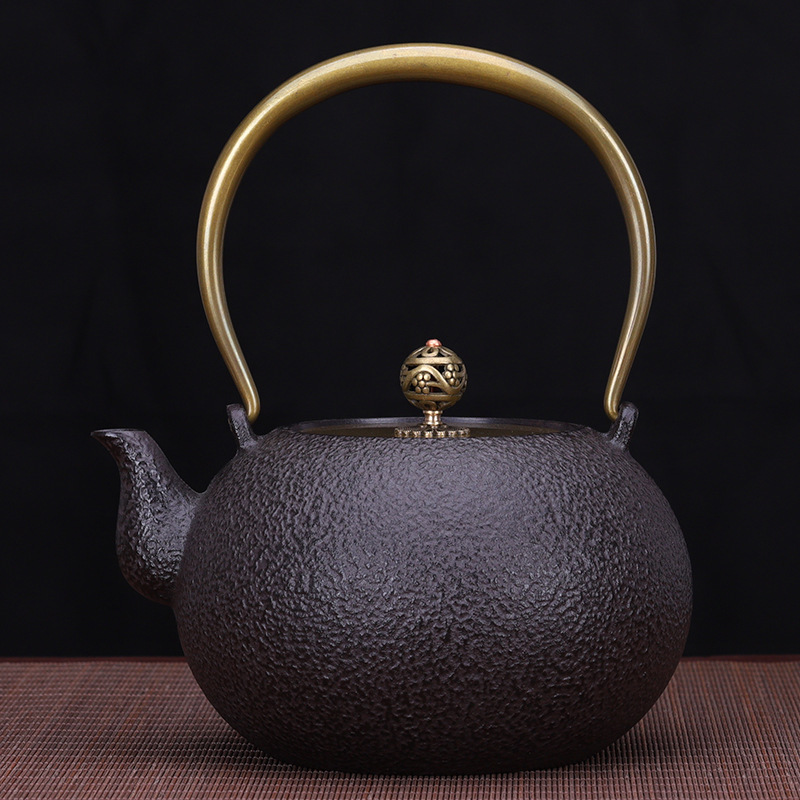 1.4 براد شاي ياباني رائع من سل - مراجعة Cast Iron Tetsubin وسعره