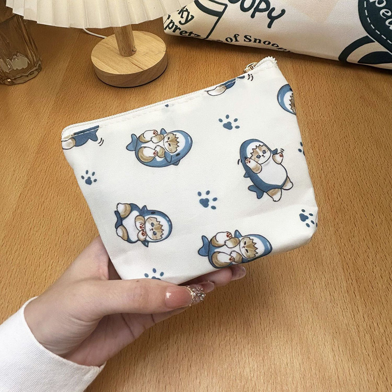 حقيبة مكياج على الطراز اليابان - مراجعة Japanese Lifestyle Goods وسعره